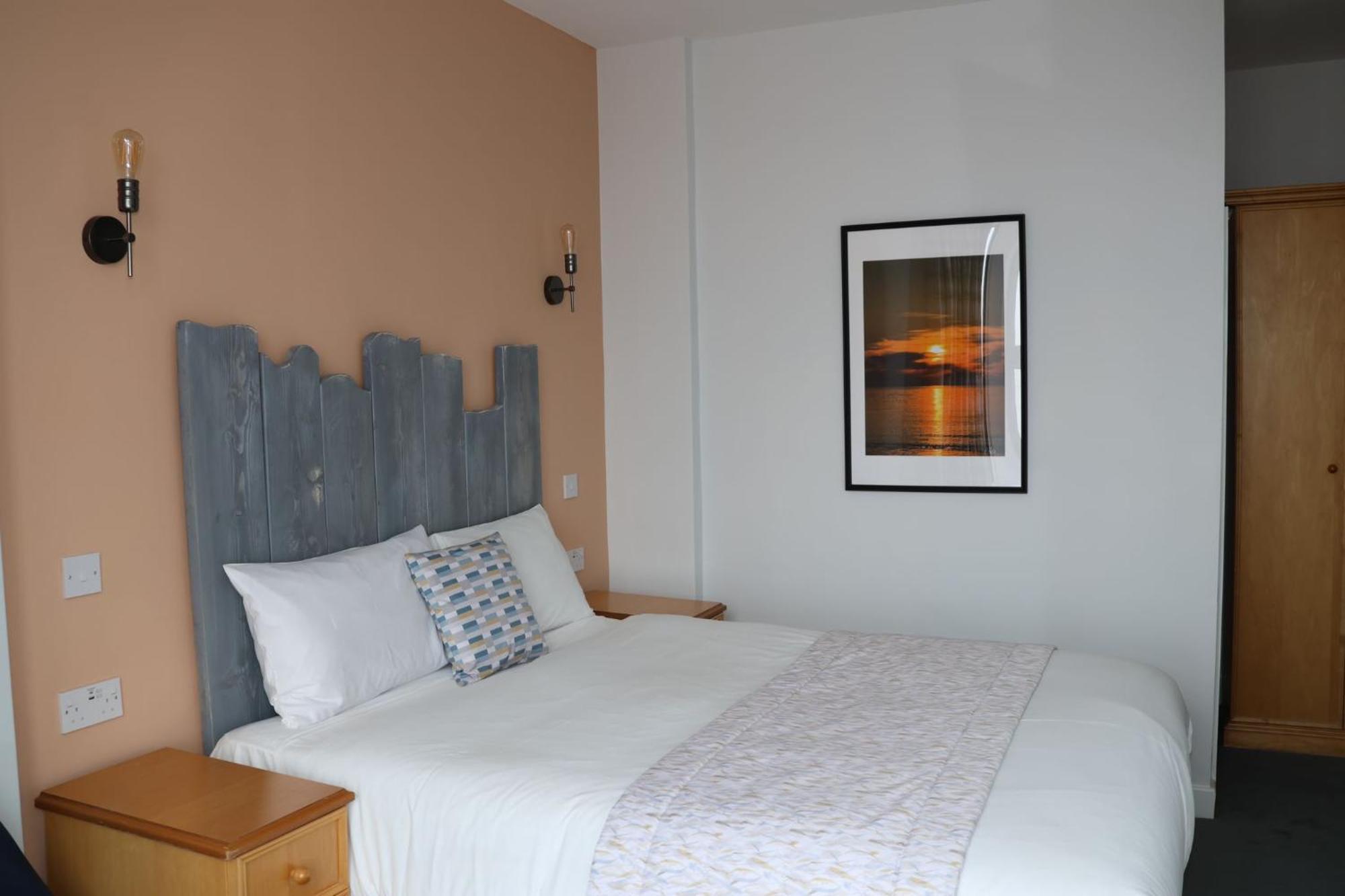 Balmoral Hotel 3*