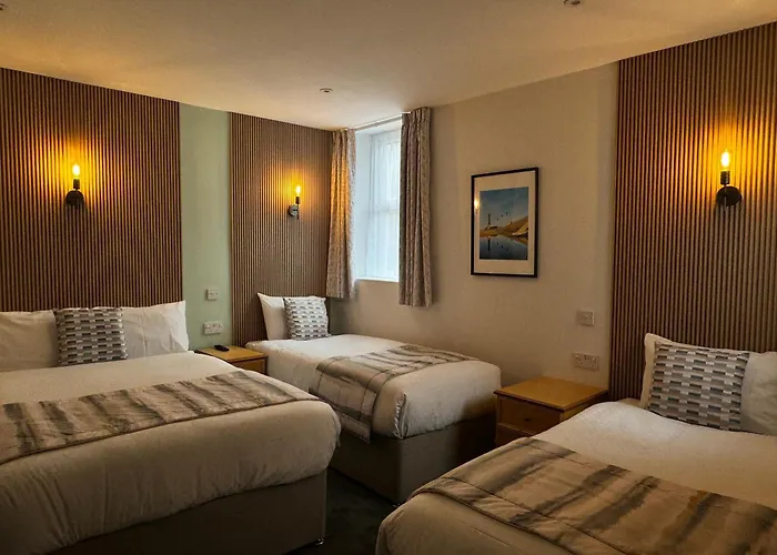 Balmoral Hotel